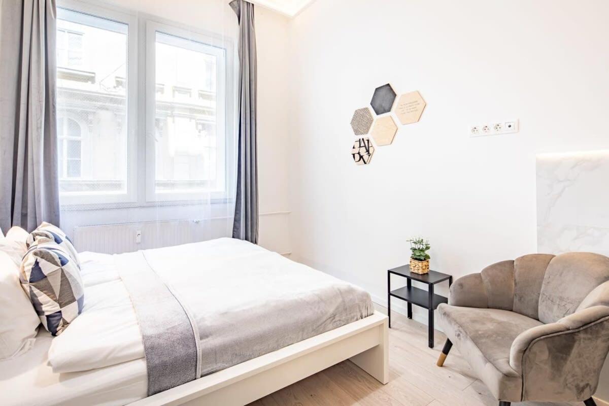 Ultra Central - New - Comfy Studio Boedapest Buitenkant foto